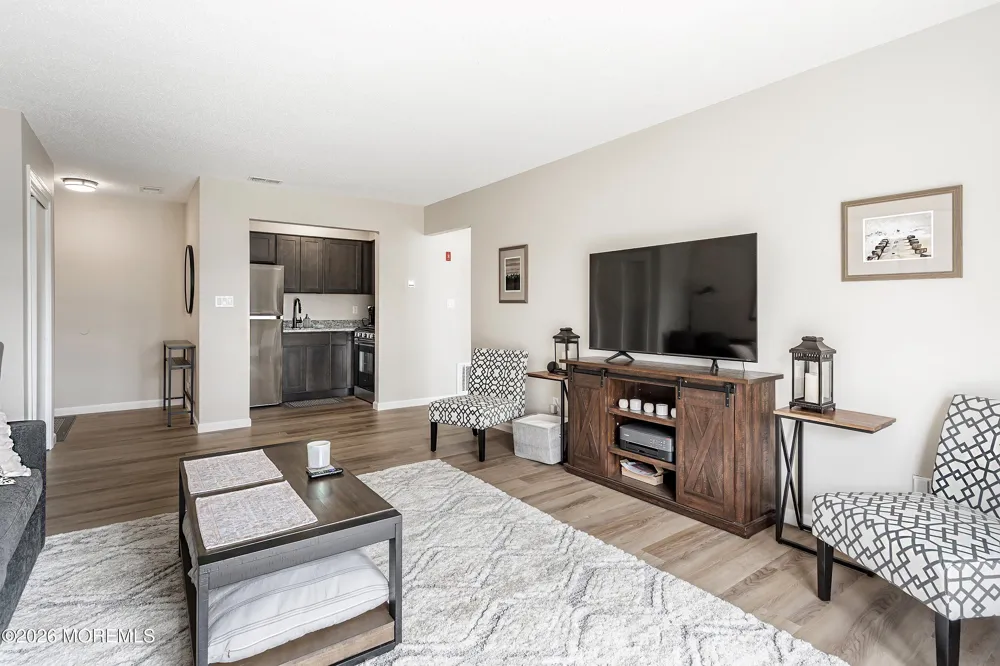 84 Diane Drive Tinton Falls, NJ 07753