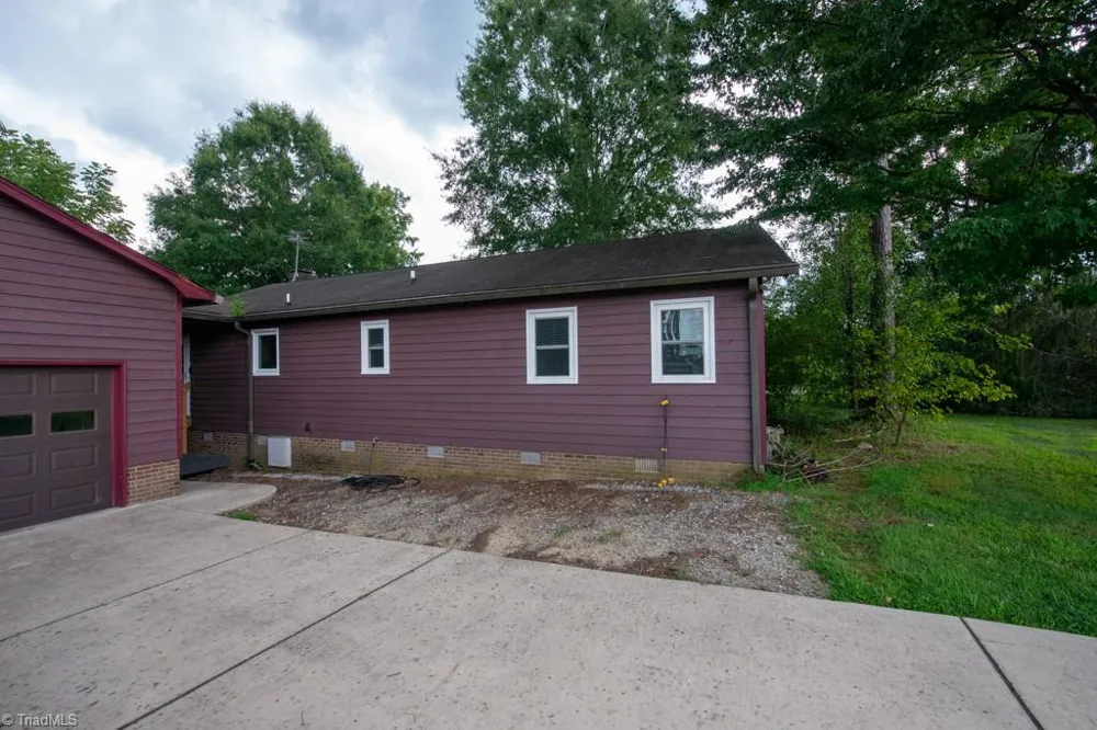 801 Bales Chapel Road Jamestown, NC 27282