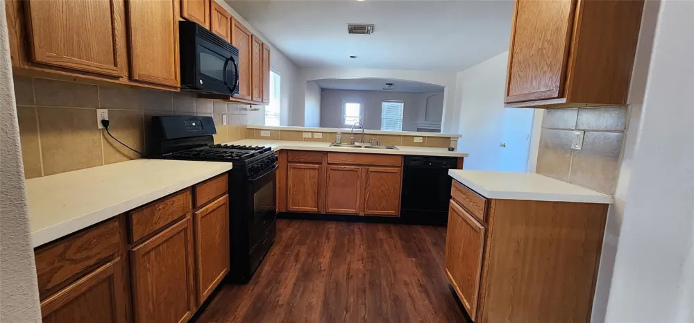 315 Sunset Colony Drive Rosharon, TX 77583