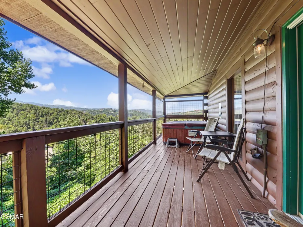 513 Parsons Branch Way Gatlinburg, TN 37738
