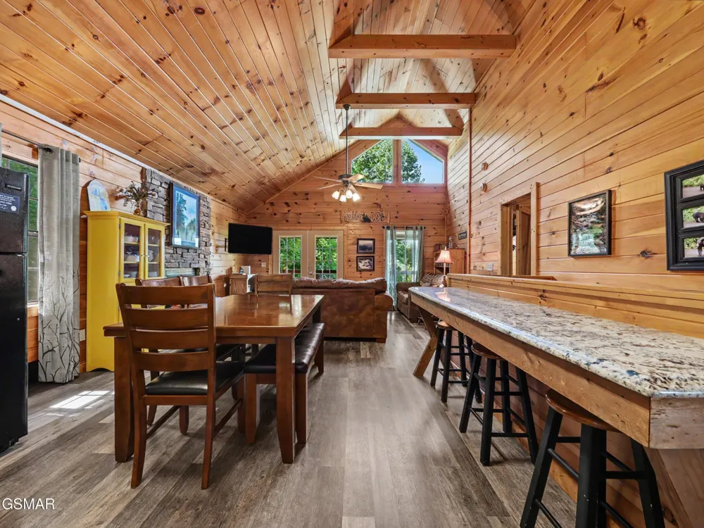 513 Parsons Branch Way Gatlinburg, TN 37738