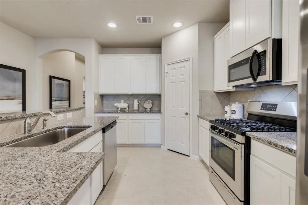16036 Sandy Koufax Court Splendora, TX 77372