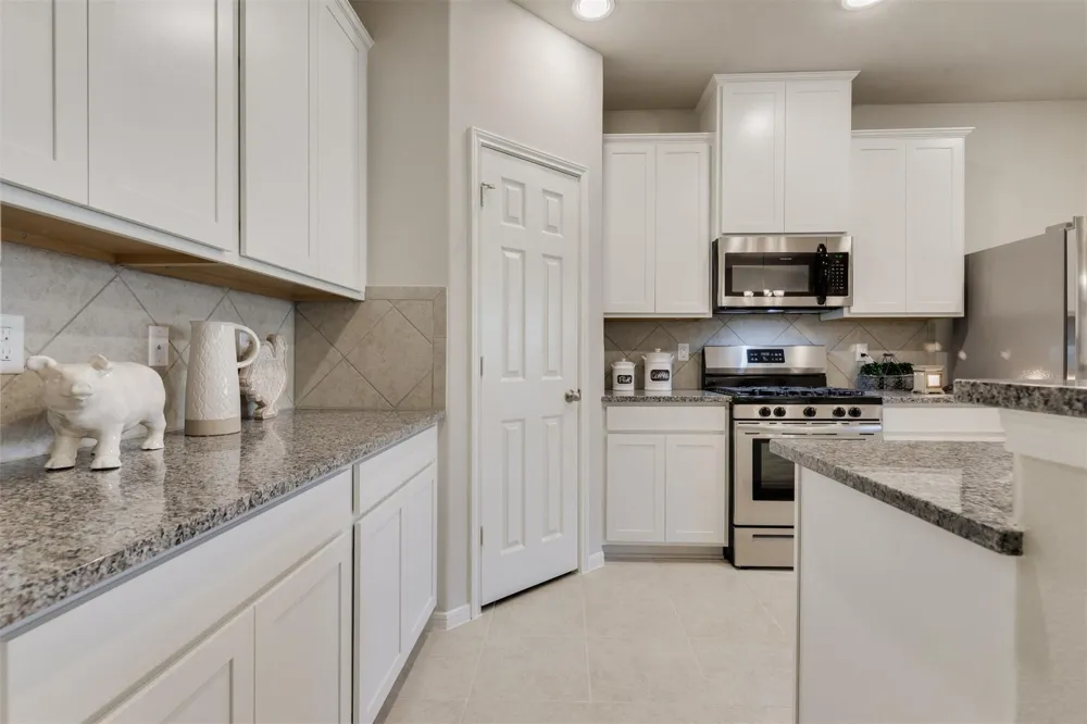 16036 Sandy Koufax Court Splendora, TX 77372