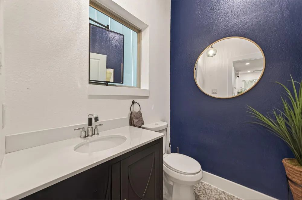 2815 Ball Street Galveston, TX 77550