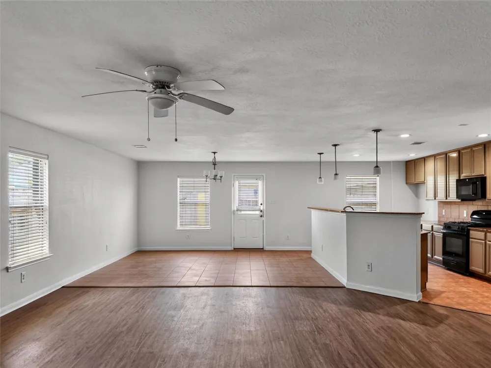 4318 Richland Chambers Lane Humble, TX 77396