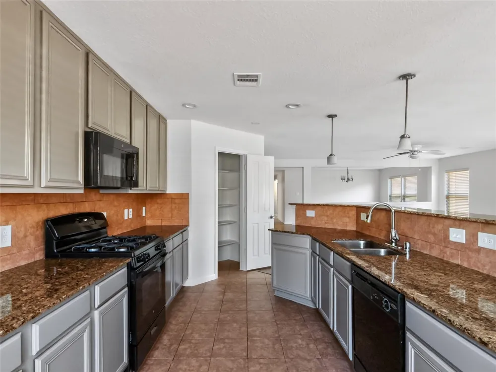 4318 Richland Chambers Lane Humble, TX 77396