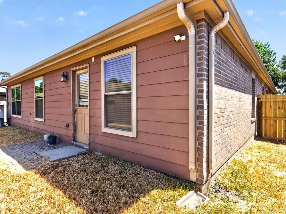 4318 Richland Chambers Lane Humble, TX 77396