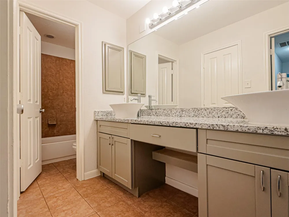 4318 Richland Chambers Lane Humble, TX 77396