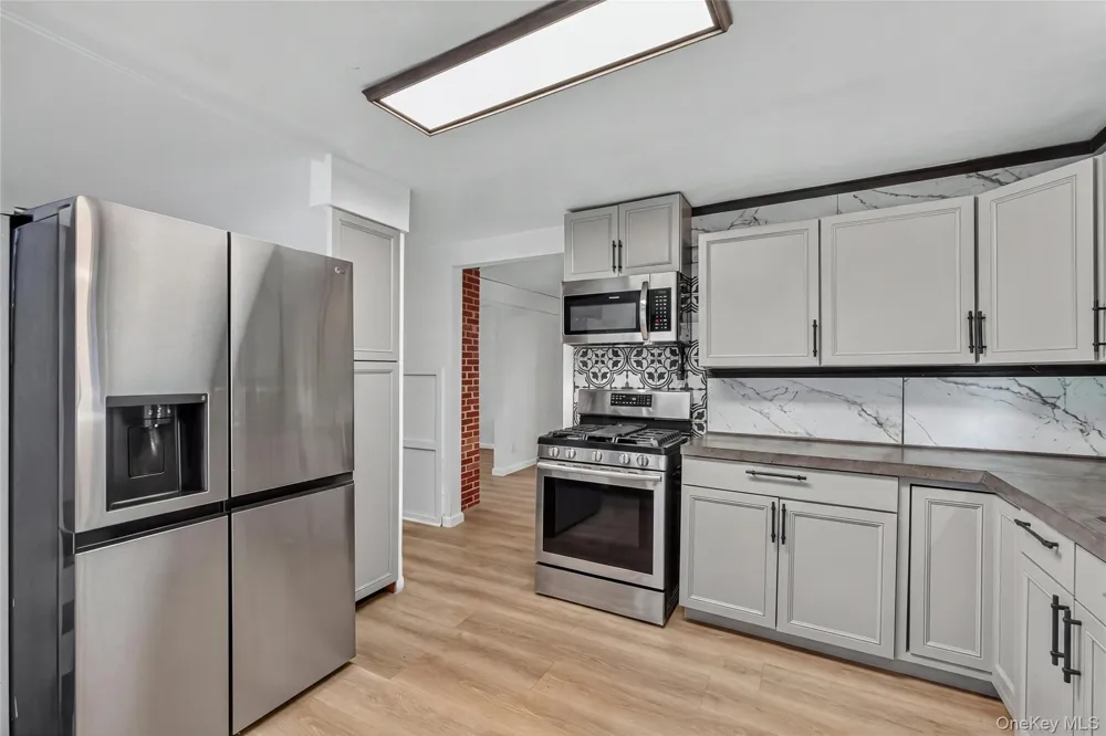 30 Glenwood Avenue Poughkeepsie, NY 12603