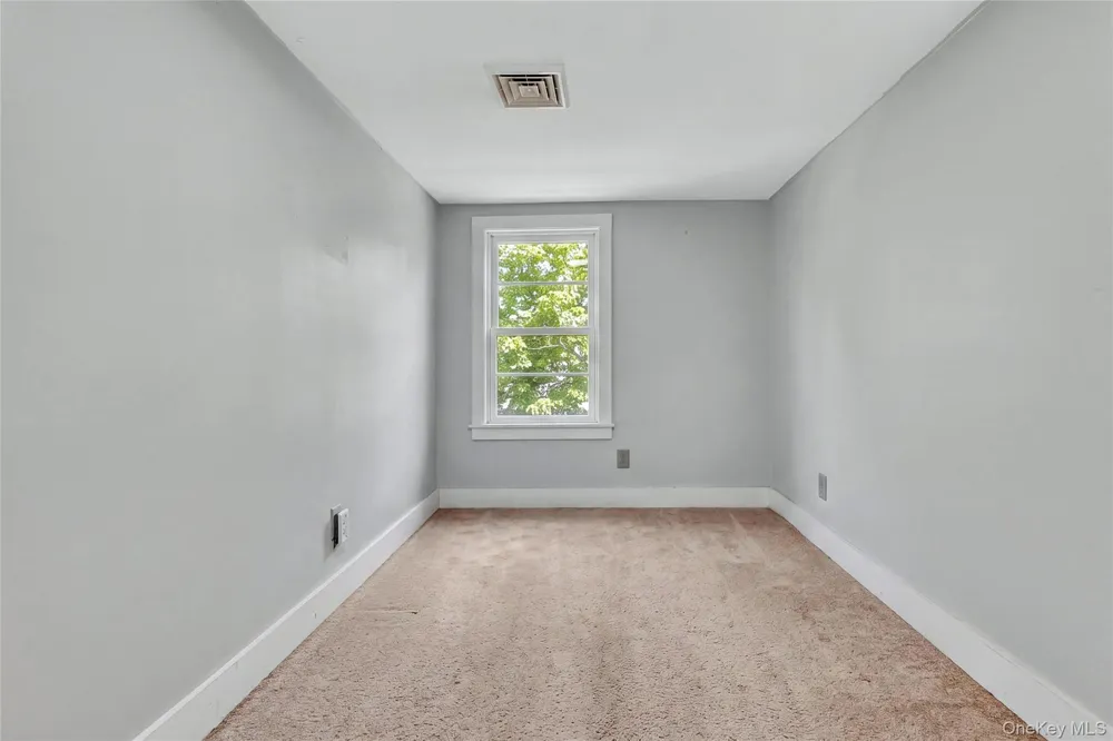 30 Glenwood Avenue Poughkeepsie, NY 12603