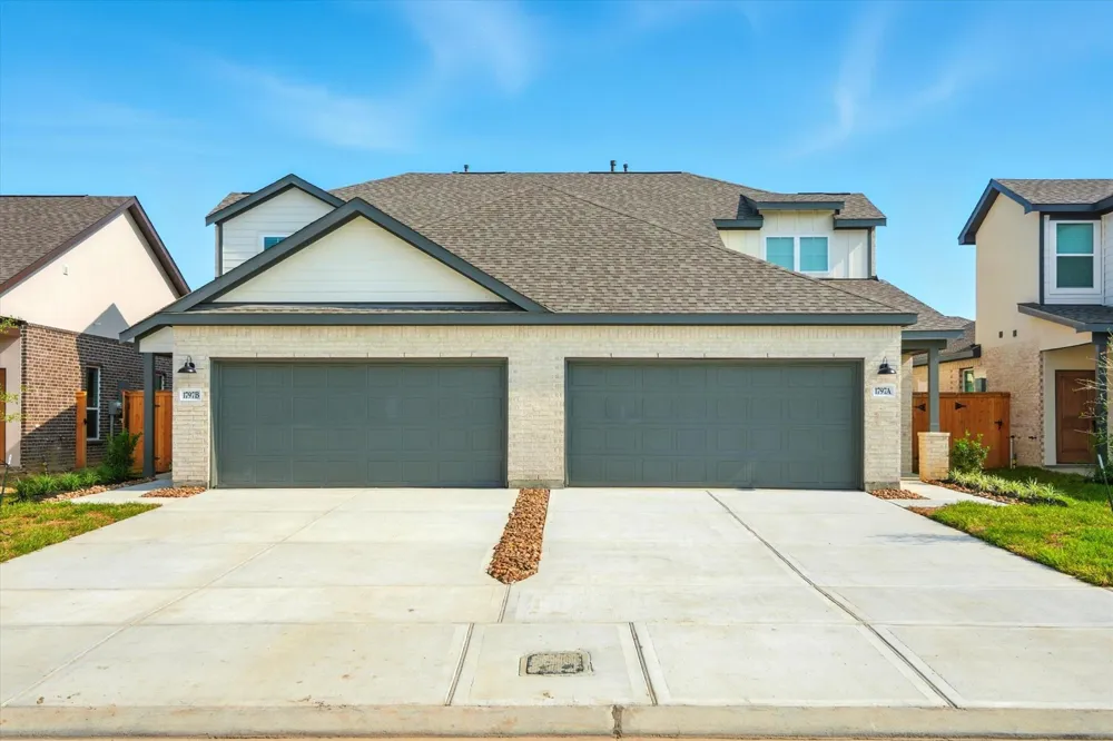 1794 Peach Creek Drive #B Dayton, TX 77535