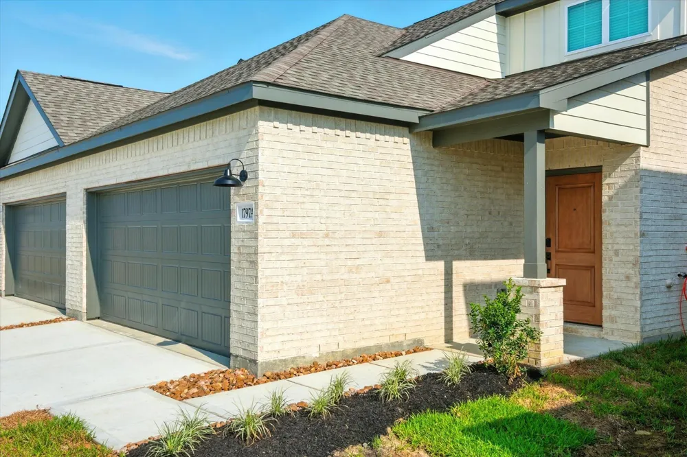 1794 Peach Creek Drive #B Dayton, TX 77535
