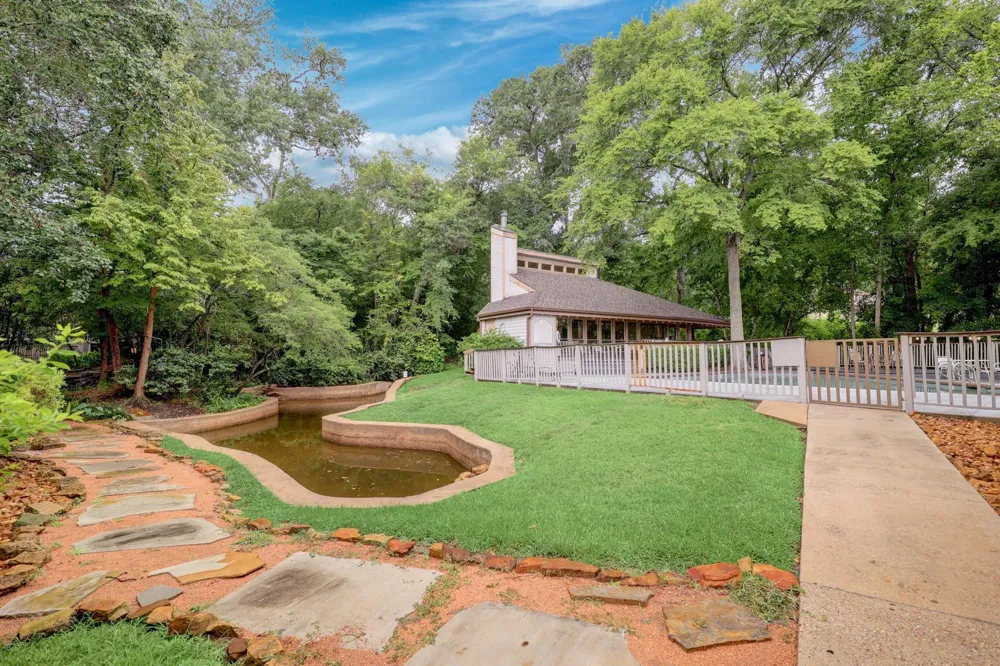 3900 Aspen Drive #A207 Montgomery, TX 77356