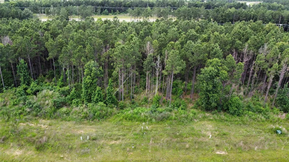 8040 Road 5895 Cleveland, TX 77327