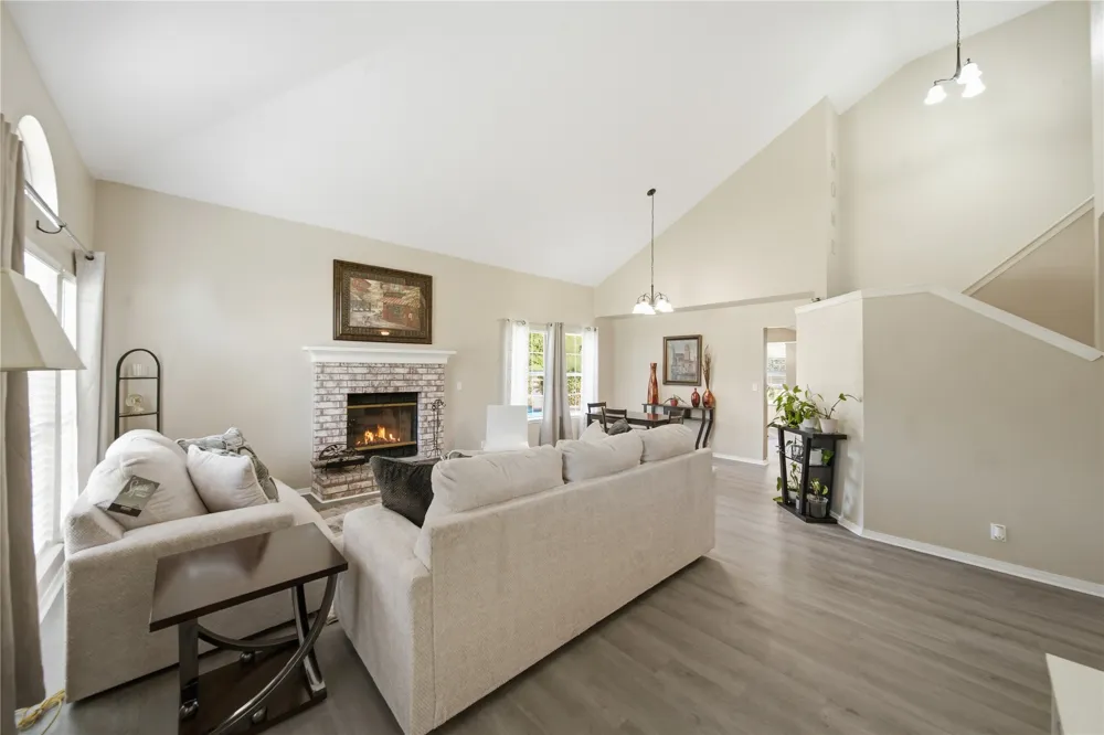 735 W 98th Street Jenks, OK 74037