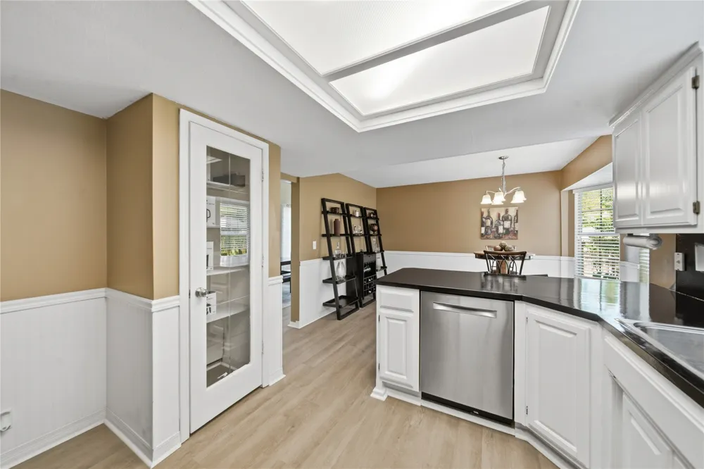735 W 98th Street Jenks, OK 74037