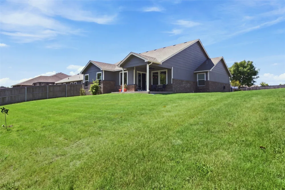 7211 S Joshua Avenue Broken Arrow, OK 74011