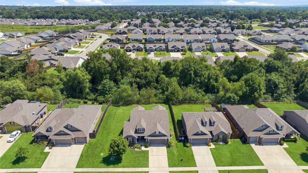7211 S Joshua Avenue Broken Arrow, OK 74011
