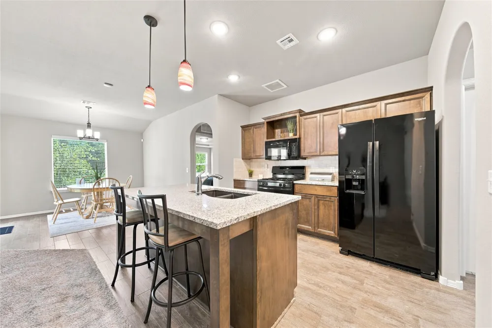 7211 S Joshua Avenue Broken Arrow, OK 74011
