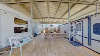 1129 Monkhouse Drive Crystal Beach, TX 77650