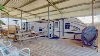 1129 Monkhouse Drive Crystal Beach, TX 77650