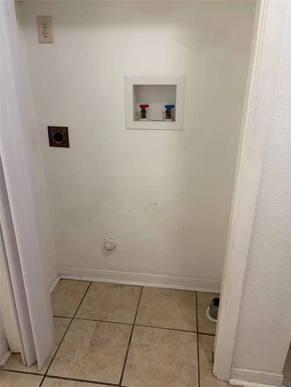 1221 Houston Streets #4 Rosenberg, TX 77471