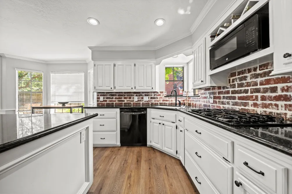 31406 Stella Lane Tomball, TX 77375