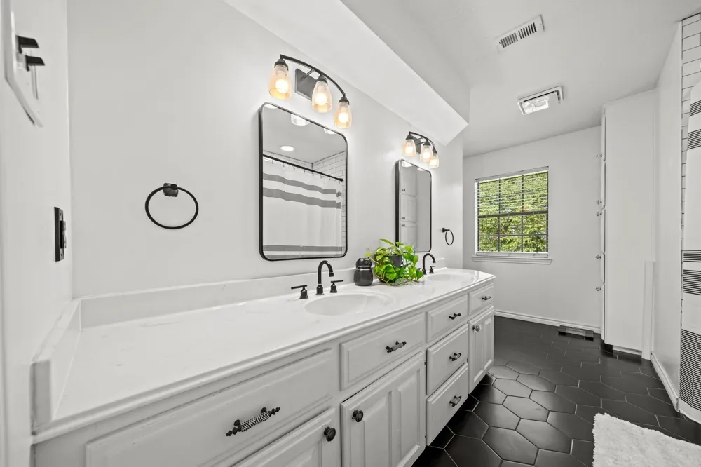 31406 Stella Lane Tomball, TX 77375