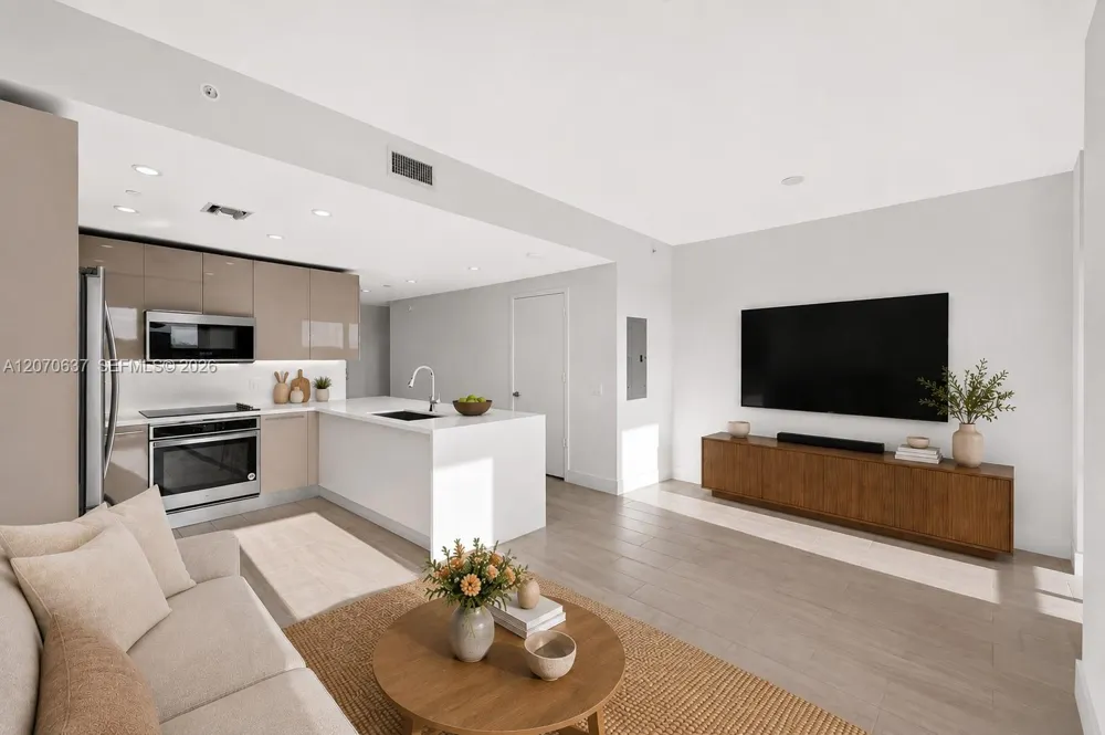 2000 Metropica Way #417 Sunrise, FL 33323