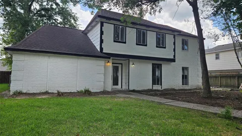 11811 Gardenglen Drive