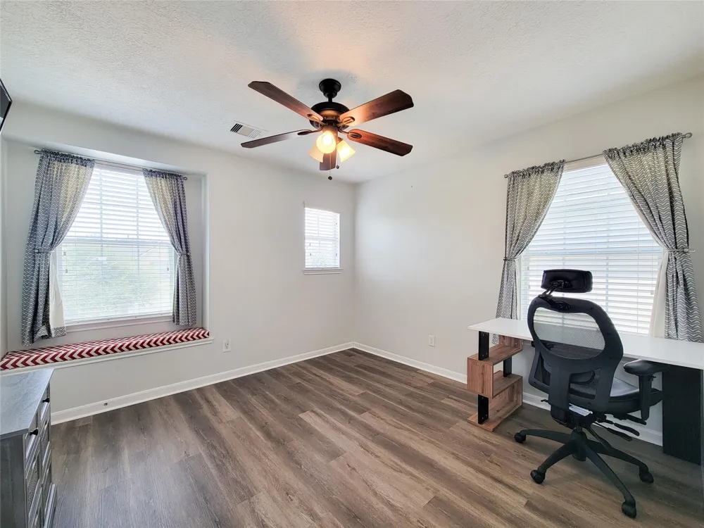 7726 Sagemark Ridge Drive Cypress, TX 77433