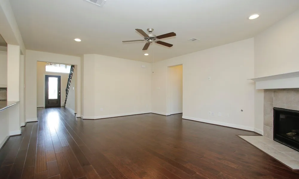 414 Wood Forest Drive League City, TX 77573