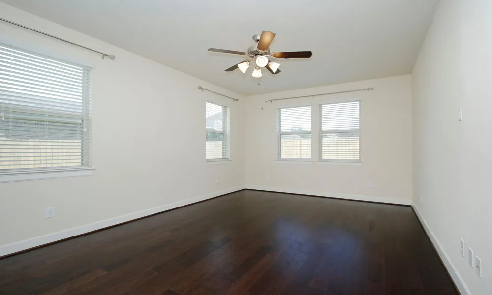 414 Wood Forest Drive League City, TX 77573