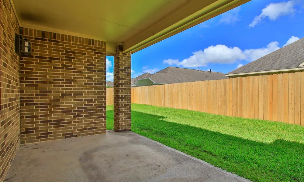 414 Wood Forest Drive League City, TX 77573
