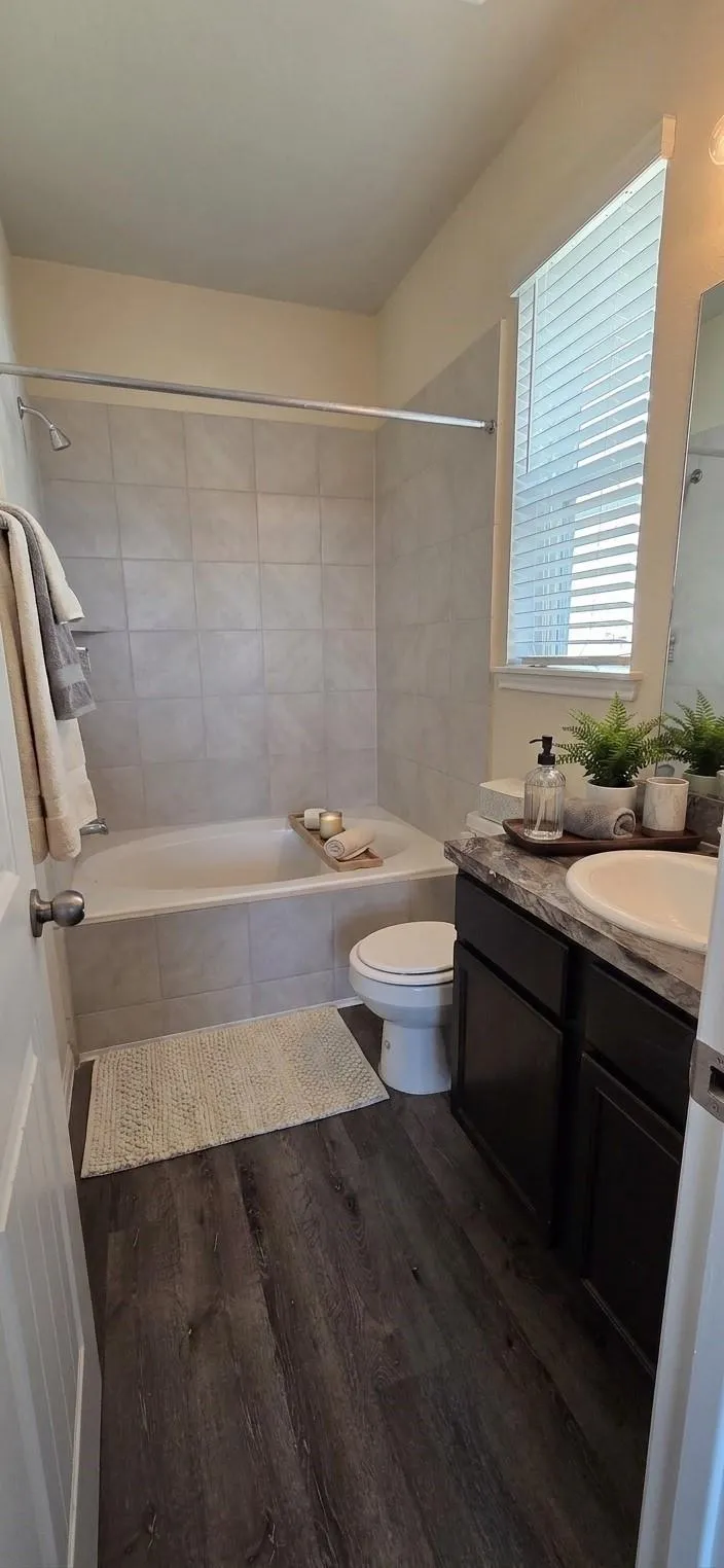 1426 Desire Lane Bryan, TX 77803