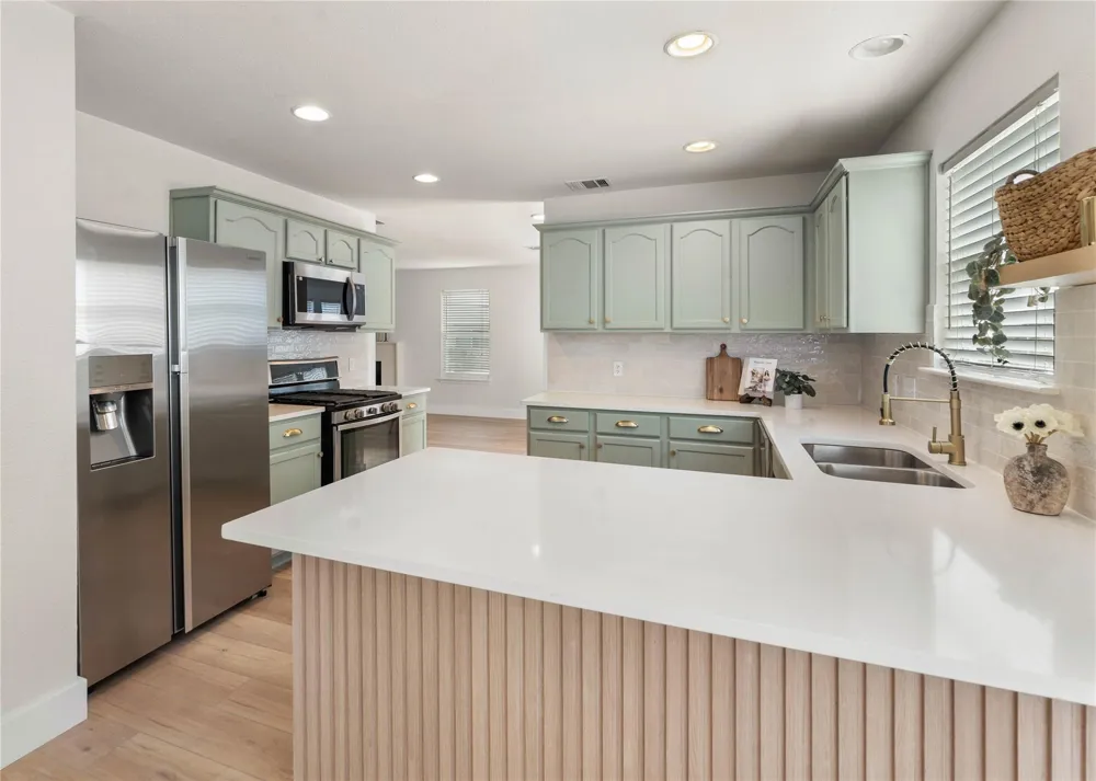183 Musgrav Kyle, TX 78640