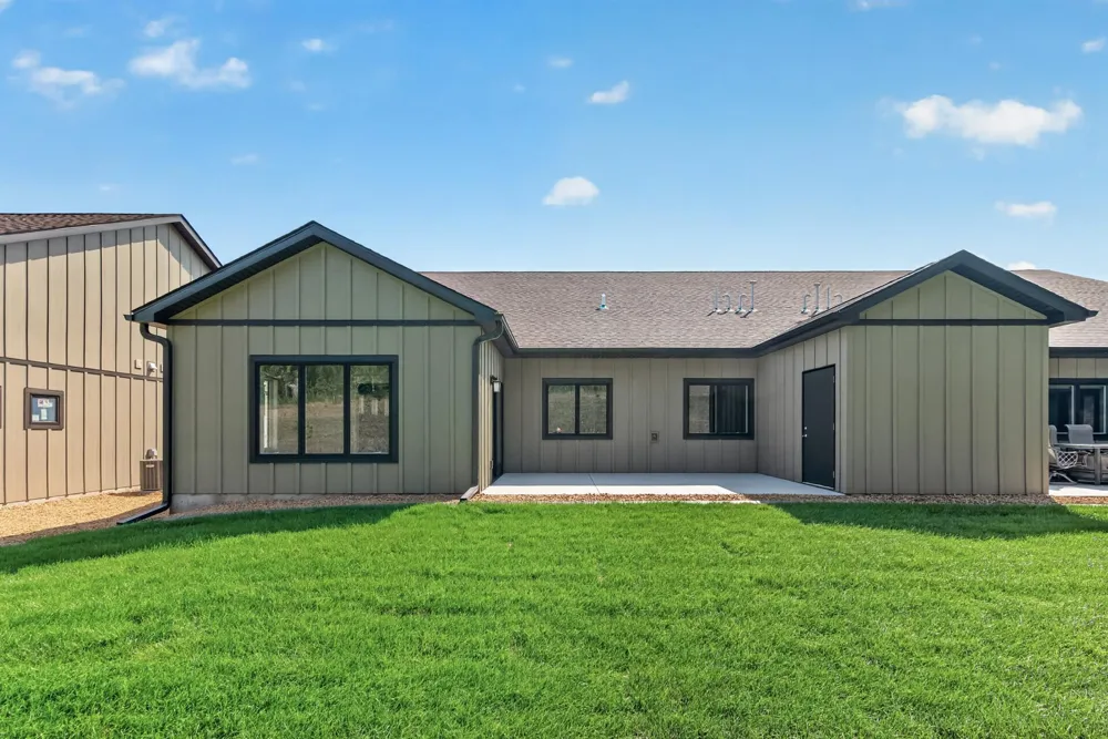 1092 Legend Lane River Falls, WI 54022