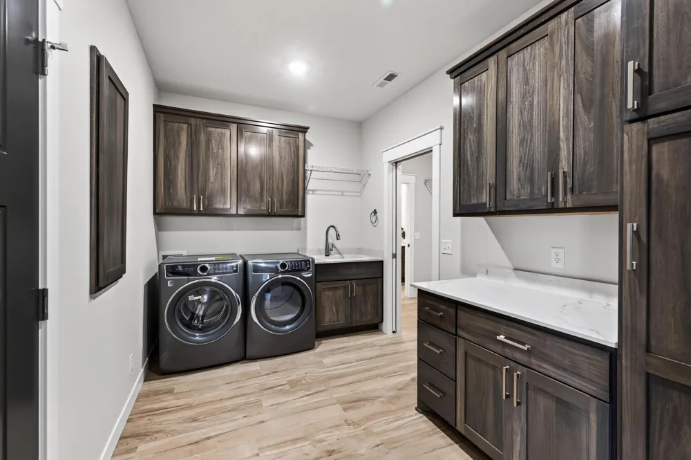 1092 Legend Lane River Falls, WI 54022