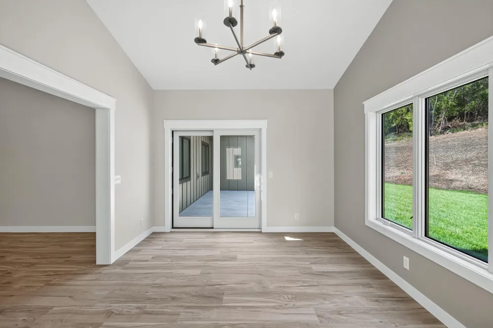 1092 Legend Lane River Falls, WI 54022
