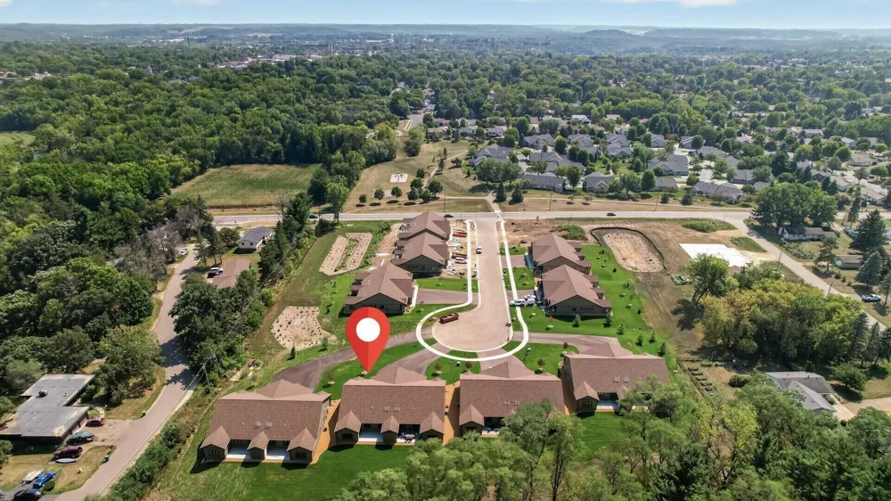 1092 Legend Lane River Falls, WI 54022