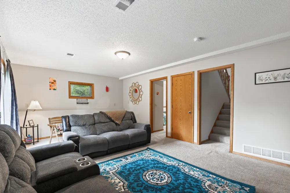 1128 Fox Run Road Waconia, MN 55387