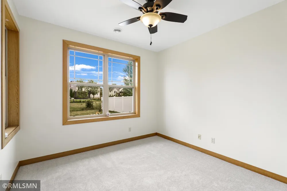 31649 McGuire Trail Lindstrom, MN 55045