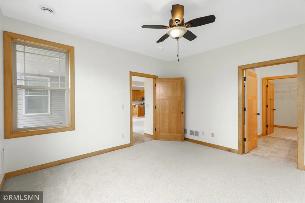 31649 McGuire Trail Lindstrom, MN 55045