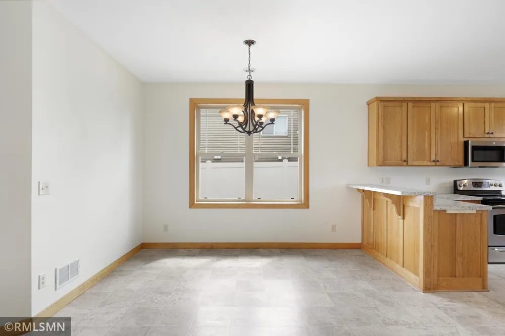 31649 McGuire Trail Lindstrom, MN 55045