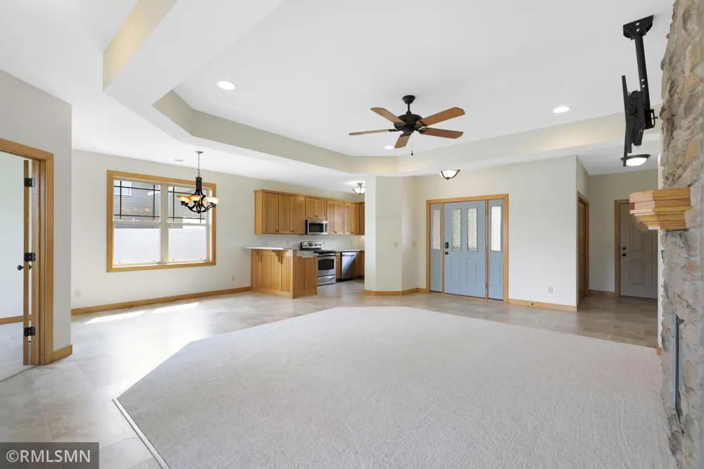 31649 McGuire Trail Lindstrom, MN 55045