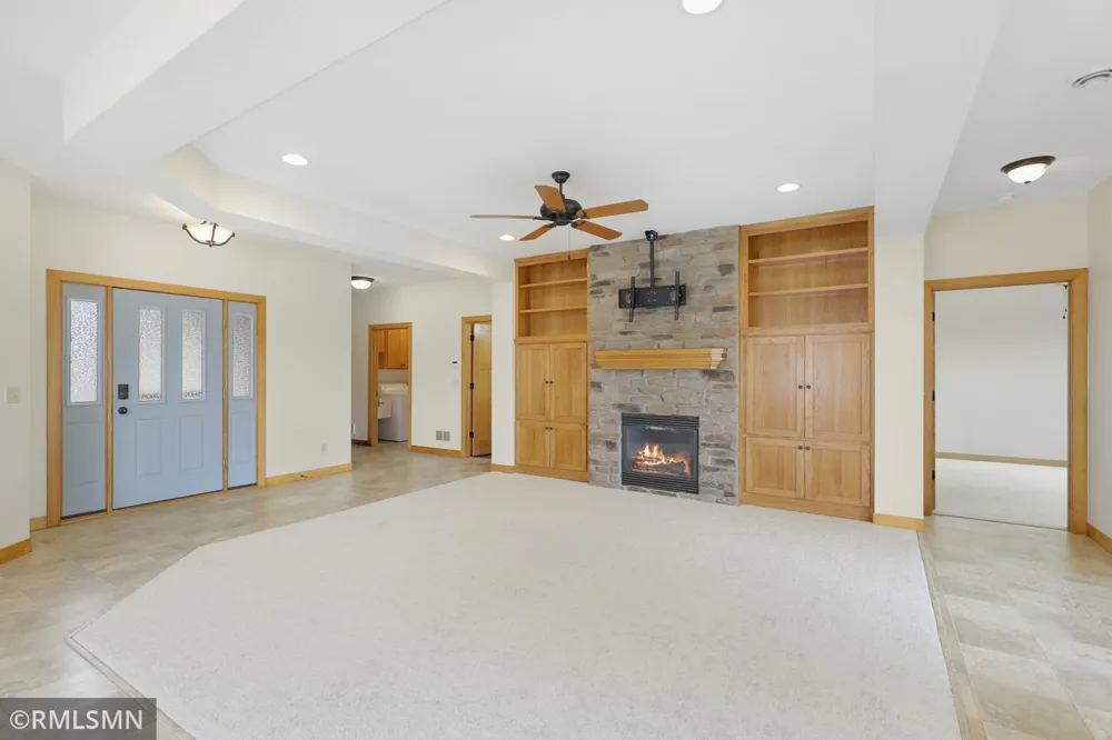 31649 McGuire Trail Lindstrom, MN 55045