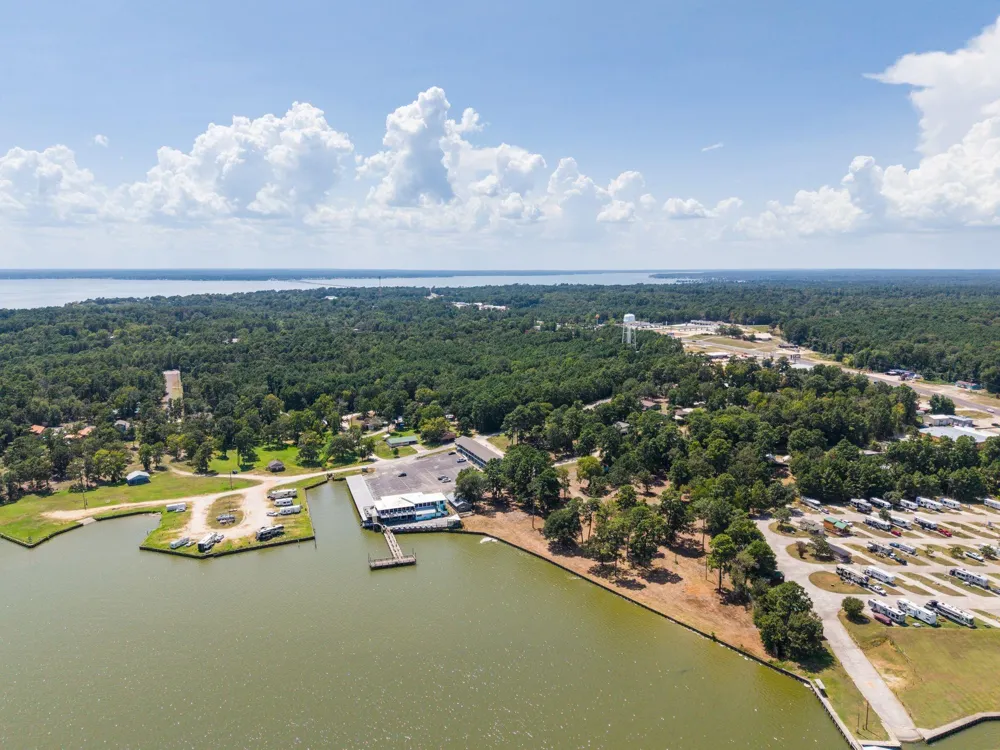 272 Artesian Onalaska, TX 77360