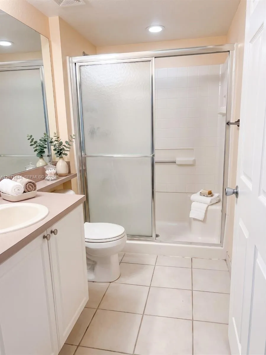 6498 W Sample Rd #6498 Coral Springs, FL 33067