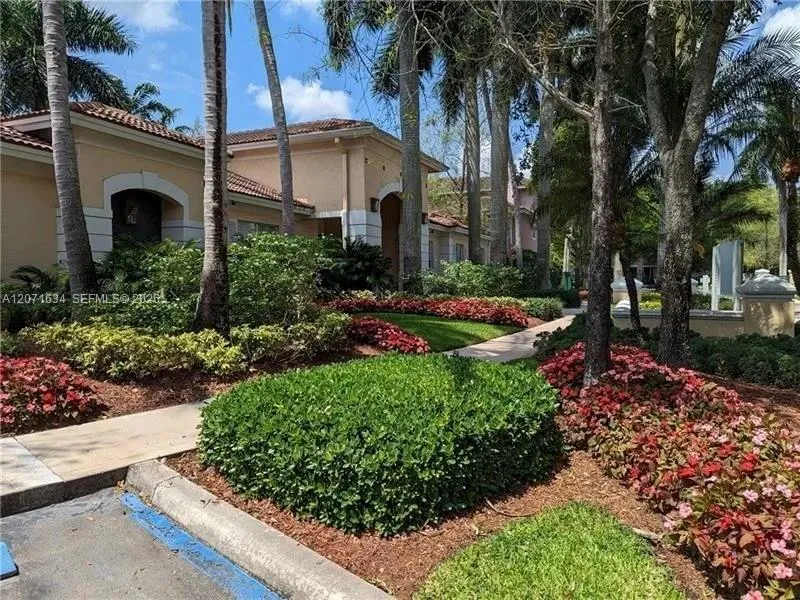 6498 W Sample Rd #6498 Coral Springs, FL 33067