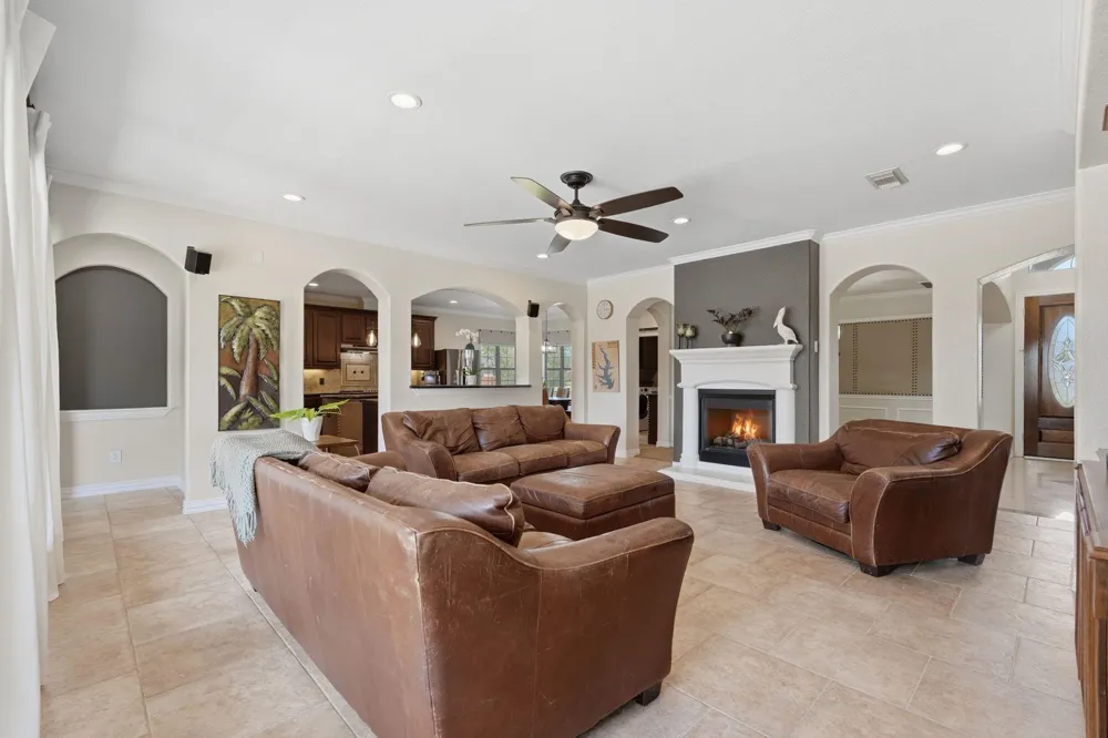 18807 Serene Water Court Montgomery, TX 77356